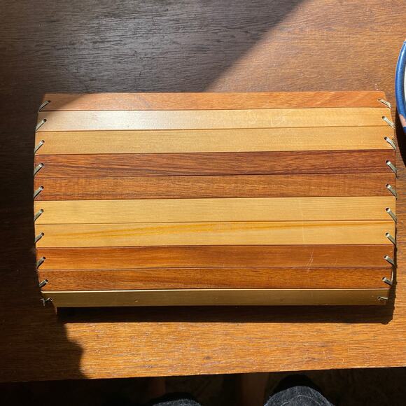 Vintage 1960's Wooden Clutch Patterned Lining - Picture 3 of 5